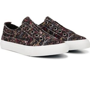 Blowfish Malibu Women's Play Slip On Sneaker